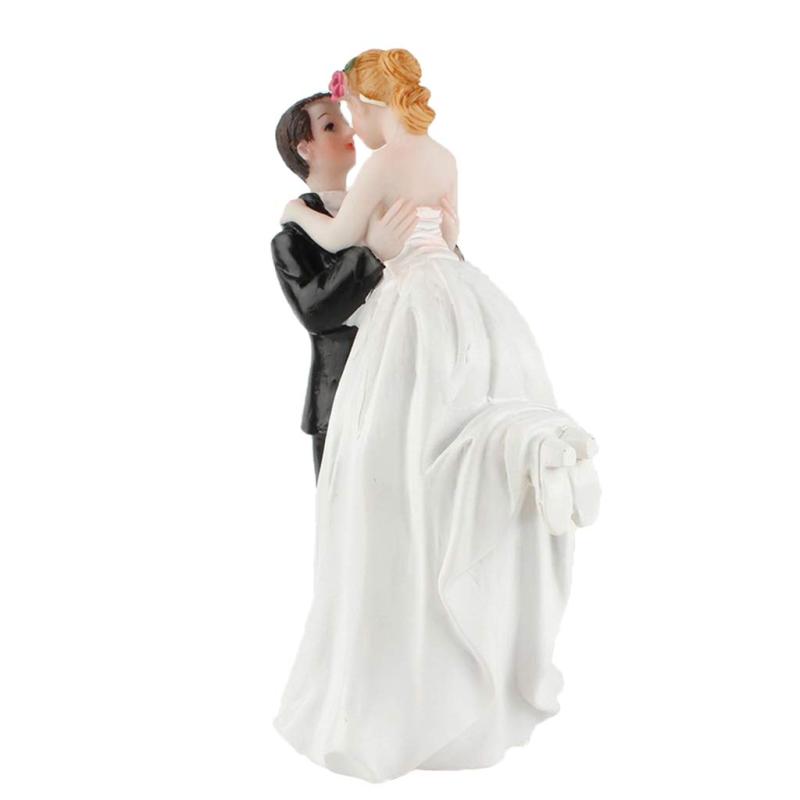 ウェディングケーキトッパー ケーキトッパー 結婚式 パーティー装飾 樹脂人形 カッ...