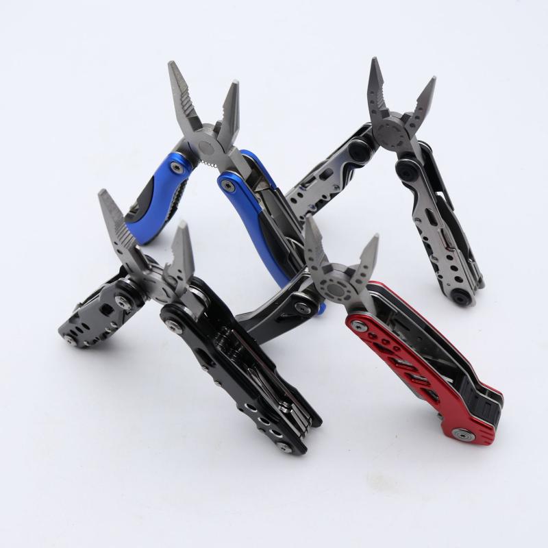 ・カラー展開: 814シルバー、814レッド、814ブラック、814ブルー・特性: 防錆・素材: ステンレス・重量: 約1.5kg