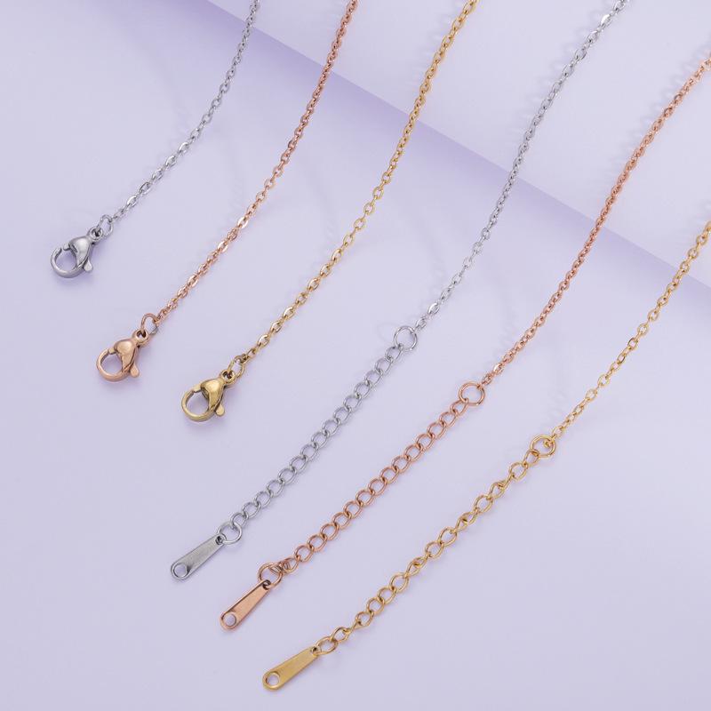 ・カテゴリ: ネックレス・素材: ステンレス・処理技術: 電気メッキ・カラー展開: スチール（オープンリング溶接） 1mm45+5+ロングテールタグ、スチール 1.5mm45+5+ロングテールタグ、ゴールド 1.5mm45+5+ロングテールタグ、ローズゴールド 1.5mm45+5+ロングテールタグ、ゴールド 1.5mm45+5+水滴、ローズゴールド 1.5mm45+5+水滴・: チェーン・スタイル: インス風・柄: 幾何学・スタイル分類: 個性トレンド・サイズ: 画像参照