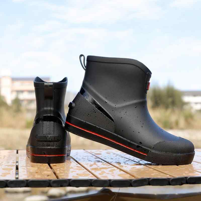 長靴 メンズ レインブーツ 雨靴 雨具 防水シューズ 中筒 ミドル丈 ワークブーツ 滑り止め 耐磨耗性 裏起毛 防寒 暖かい ストライプ 丸つま先 ローヒール PVC 履きやすい スリッポン 厨房 作業靴 オールシーズン ブラック ブルー レッド イエロー