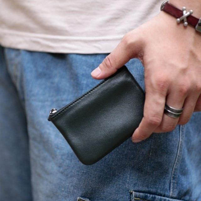 小銭入れ メンズ レディース ミニ 財布 コインケース 鍵入れ キーケース ジッパー ファスナー コンパクト 極小 柔らかい レザー 合皮 無地 1つ折り 日常 普段使い 収納 キャメル 紺 黒 カジュアル おしゃれ シンプル かわいい