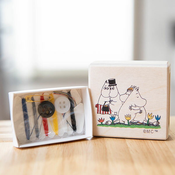ムーミン ミニソーイングセット【MOOMIN】(裁縫道具 コンパクト セット 携帯 小さめ)グッズ 北欧 雑貨 贈り物 ギフト おしゃれ 大人かわいい 誕生日プレゼント 出産祝 引っ越し祝 結婚祝 退職祝のサムネイル