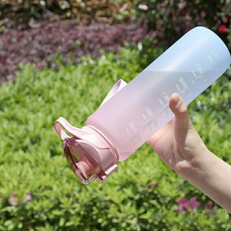 水筒 1リットル おしゃれ 大容量 1L 漏れない プラスチック 子ども 軽い 目盛り付...