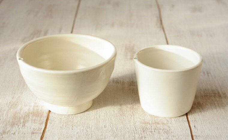 datta.沖縄南の島陶芸工房 |datta 結婚内祝い 新築内祝い 引出物 内祝い/おしゃれでかわいい沖縄陶器/やちむんと琉球ガラスのボウル/プレミアムセット/　白色1/ギフト/食器