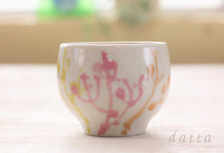 datta.沖縄南の島陶芸工房 |datta やちむん/沖縄陶器/鉢/珊瑚ボウル/大きめのぐいのみ/食前酒の杯/お食い初め/沖縄の陶器ヤチムン/汲み出し/白色/サンゴボール