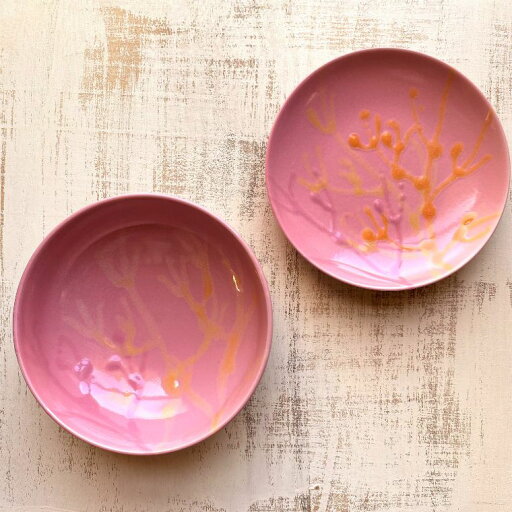 datta.沖縄南の島陶芸工房 |datta 沖縄らしい子供&キッズの食器2ケセットおしゃれなやちむんの皿/食洗機と電子レンジもOKです。〈出産祝い〉〈新生活〉〈引出物〉誕生日の記念に 珊瑚プレート 4寸皿 桜色 コーラルピンク〈ギフトボックス付〉 datta.沖縄南の島陶芸工房 |datta 沖縄らしい子供&キッズの食器2ケセットおしゃれなやちむんの皿/食洗機と電子レンジもOKです。〈出産祝い〉〈新生活〉〈引出物〉誕生日の記念に 珊瑚プレート 4寸皿 桜色 コーラルピンク〈ギフトボックス付〉