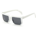 トレンディなサングラス小型サングラスモザイクメンズ女性のピクセルメガネノベルティギフト 709 (Lenses Color : White, Size : On...