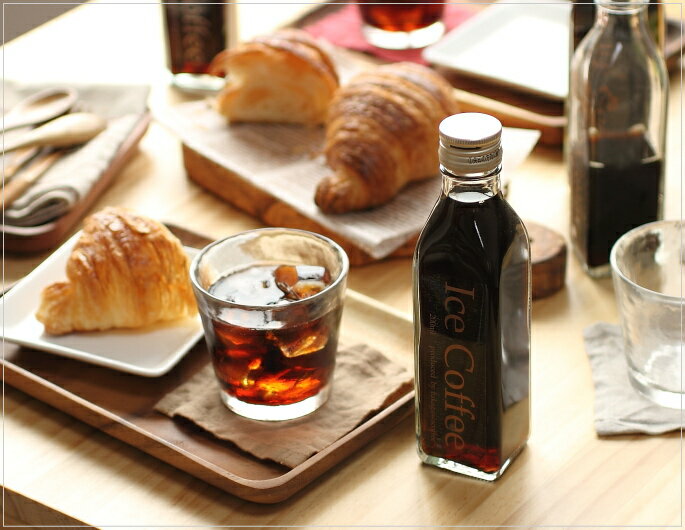 コーヒー ギフト アイスコーヒー 無糖 200mlビン×3本入り 高級 プレゼント かわいい おしゃれ ラッピング のし 出産 結婚 内祝い お祝い お返し お礼 誕生日 バレンタイン プチギフト 退職 感謝 ちょっとした 品 深川珈琲 広島 bin3格安通販　バレンタイン　人気　ランキング