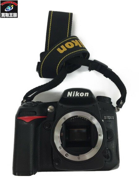 Nikon　ニコン 一眼レフデジタルカメラ　ボディ　D7000　中古品 充電器無し/リモートコード(MC-DC2)付き【中古】