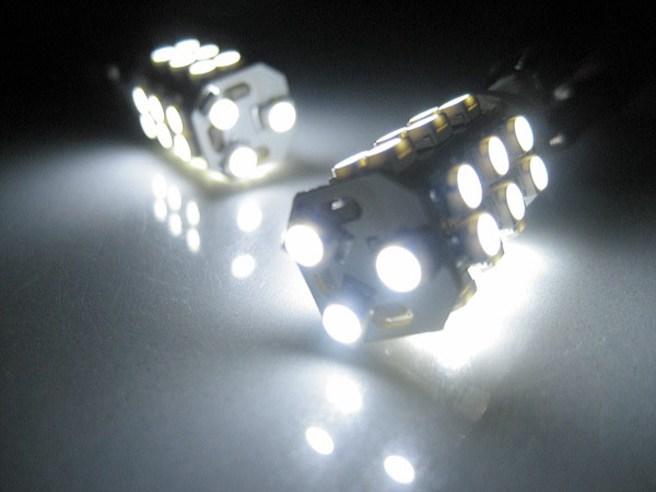 Rakuten - 【1177】T10 27連SMD LED シングル球 2個組 ホワイト
