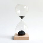 【動画あり】KIKKERLAND[キッカーランド]Magnetic Hourglass[砂時計1分 サンドグラス 砂鉄 マグネット 磁石 インテリア ディスプレイ オブジェ]☆