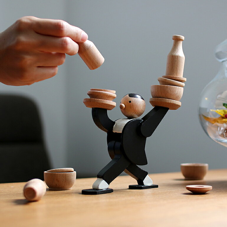 【100円クーポン配布中】KIKKERLAND[キッカーランド]Don’t Tip The Waiter Stacking Game[ドントティップザウェイタースタッキングゲーム バランスゲーム 卓上ゲーム 木製 玩具 おもちゃ]☆ 2