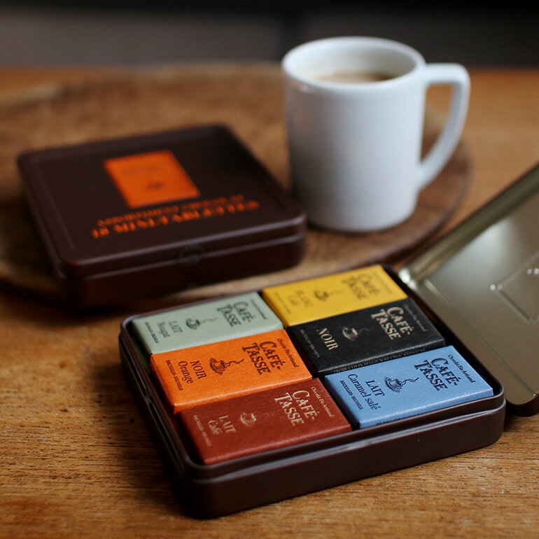 【マラソンP最大48倍】Cafe-Tasse[カフェタッセ]ミニタブレット アソート クラシック缶（18枚入）[ミニタブレットチョコレート フレーバー 詰め合わせ 6種 18枚入り コーヒーに合う ベルギー バレンタイン プレゼント 贈り物 輸入菓子]☆のサムネイル