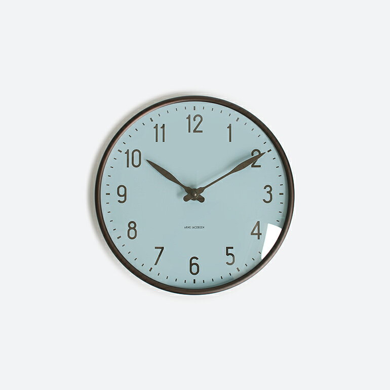 樂天商城 - 【100円クーポン配布中】ARNE JACOBSEN[アルネ・ヤコブセン]Wall Clock Station Royal Blue 210mm[壁掛け時計 スイープ デンマーク 北欧 シンプル インテリア 贈り物 プレゼント ギフト]