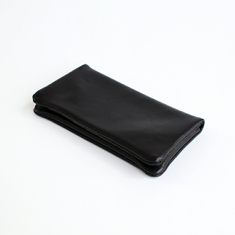 【100円クーポン配布中】CLASKA[クラスカ]DEFORE[長財布 二つ折り ウォレット カード収納 ファスナー 山羊革 ブラック 黒 しなやか 上品 おしゃれ ユニセックス]