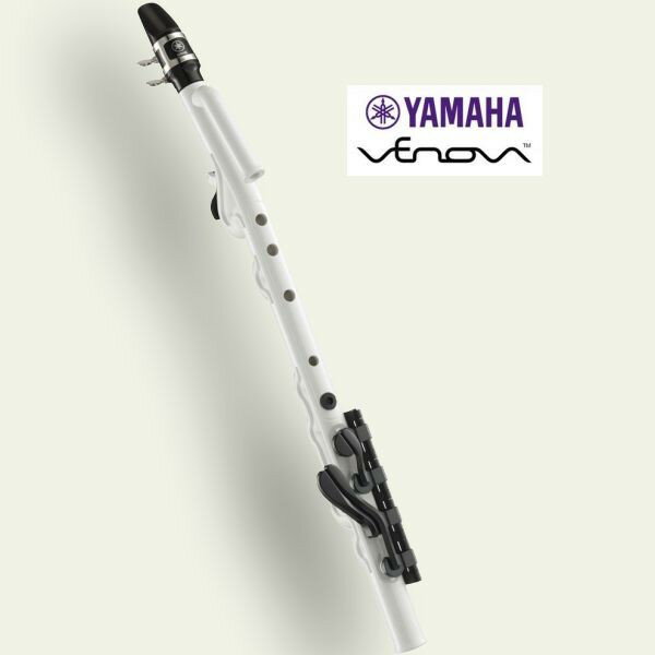 YAMAHA Venova YVS-100 新しい管楽器ヴェノーヴァ(Venova)で、あなたの日常に新しい風を Venovaは手軽に始められて、かつ本格的な演奏も楽しめる新しい管楽器です。 ヤマハ独自の技術が、シンプルな構造と本格的な音色の両立を実現しました。 ＜手軽＞ ・手軽に持って行ける、軽くてコンパクトなデザイン ・水洗いOK, お手入れも簡単 ・リコーダーに似たやさしい指使い ＜本格的＞ ・サクソフォンのような表現力豊かな音色と本格的な吹き心地 ・シンプルな構造ながら2オクターブの音域 特長 「分岐管」の採用 円筒管を分岐させた「分岐管」を用いることで、円錐形管楽器（例：サクソフォン）のような音色をコンパクトなサイズで実現。 管の蛇行 まっすぐの管を蛇行させることで、音孔間を短くし、キイを極力使わないシンプルな構造を実現。管楽器がはじめての方にも演奏しやすい、リコーダーに似たやさしい指使い。 気軽に扱える丈夫な素材 ABS樹脂製のボディは丈夫で水洗いもOK。樹脂製リード、シンセティックパッド（キイ部分）でお手入れ簡単。 初めての方も簡単に 取扱説明書の他、かまえ方・音の出し方、音程や音色をコントロールするためのヒントを解説しサンプル曲集も掲載した「Venovaを吹いてみよう！」を商品に同梱。 初めて管楽器に触る方でも楽しく始められます。 付属ケース 長さ：507mm , 幅：125mm , 高さ：68mm(ストラップ付き) 重さ: 508g アクセサリー 画像（上）：ヴェノーヴァ専用クリーニングスワブ 画像（下）：ヴェノーヴァ専用樹脂製リード 仕様 〇調子：C(音域2オクターブ) 〇本体カラー：白 〇本体材質：ABS樹脂 〇寸法：長さ460mm、幅90mm、高さ55mm(マウスピース、マウスピースキャップ込み) 〇重量：180g(マウスピース、マウスピースキャップ込み) 〇付属品：ケース(ストラップ付き)、マウスピース(ソプラノサクソフォン用「4C」と同等）、マウスピースキャップ、リガチャー、樹脂製リード、クリーニングスワブ、取扱説明書、ガイドブック『Venovaを吹いてみよう！』
