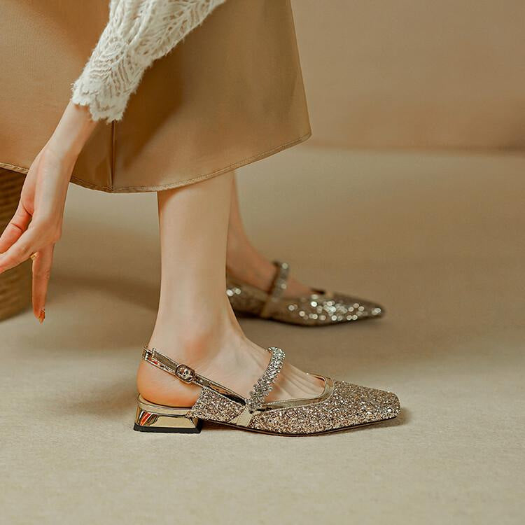 つま先が隠れる サンダル スクエアトゥ ラメストラップ キラキラ パーティー 結婚式 低ヒール シャンパン 34〜39