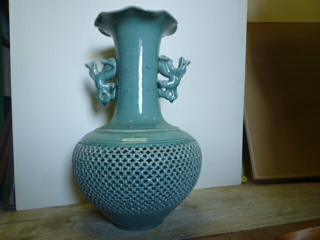 楽天市場】青磁 花瓶(アート・美術品・骨董品・民芸品|ホビー 楽天市場】青磁 花瓶(アート・美術品・骨董品・民芸品|ホビー