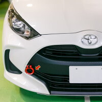 トヨタヤリス(MXPA10)フリップアップトーイングフックフロント