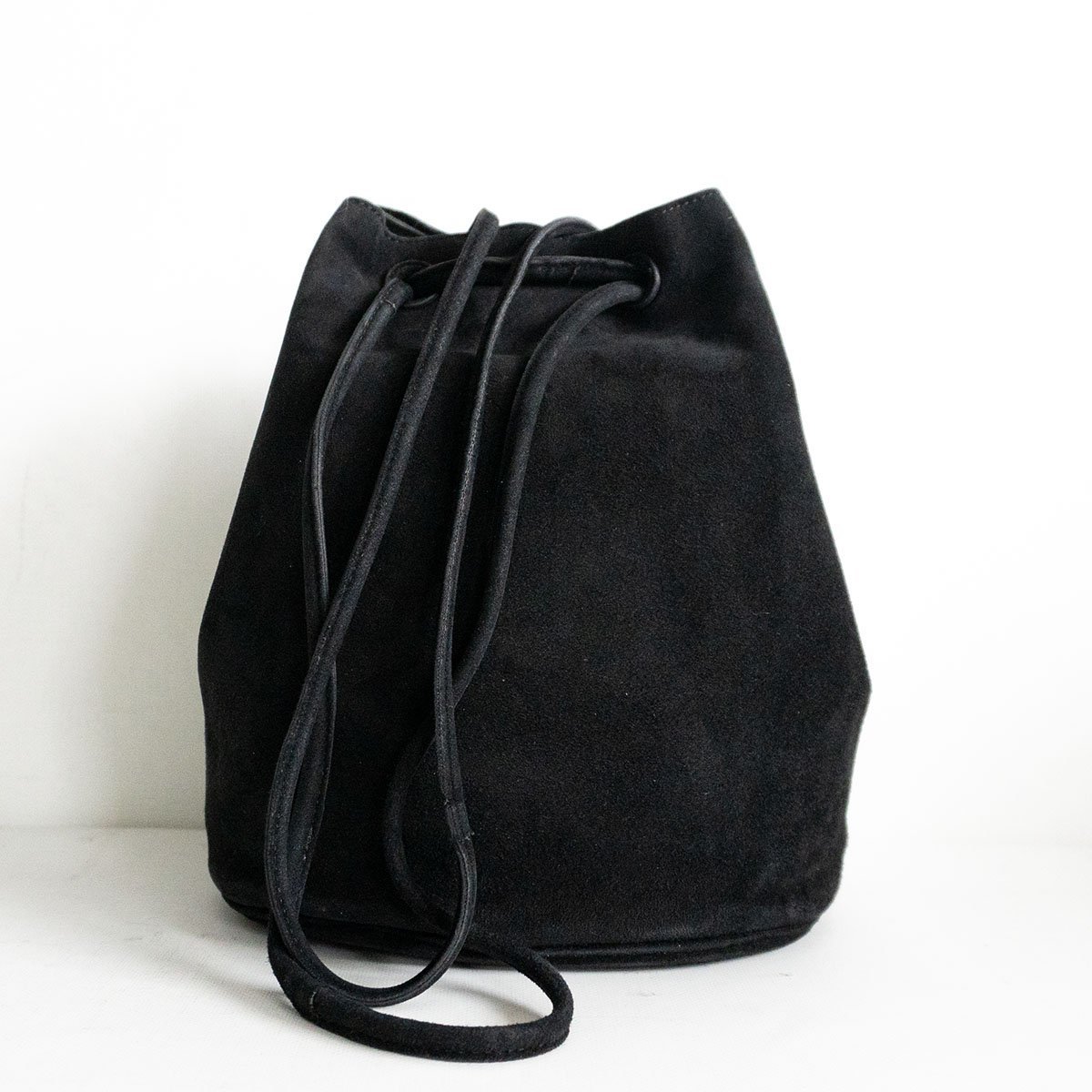 【美品】 ARTS SCIENCE 【Oval lantern bag】 レザー 鞄 革 ランタン バッグ ブラック