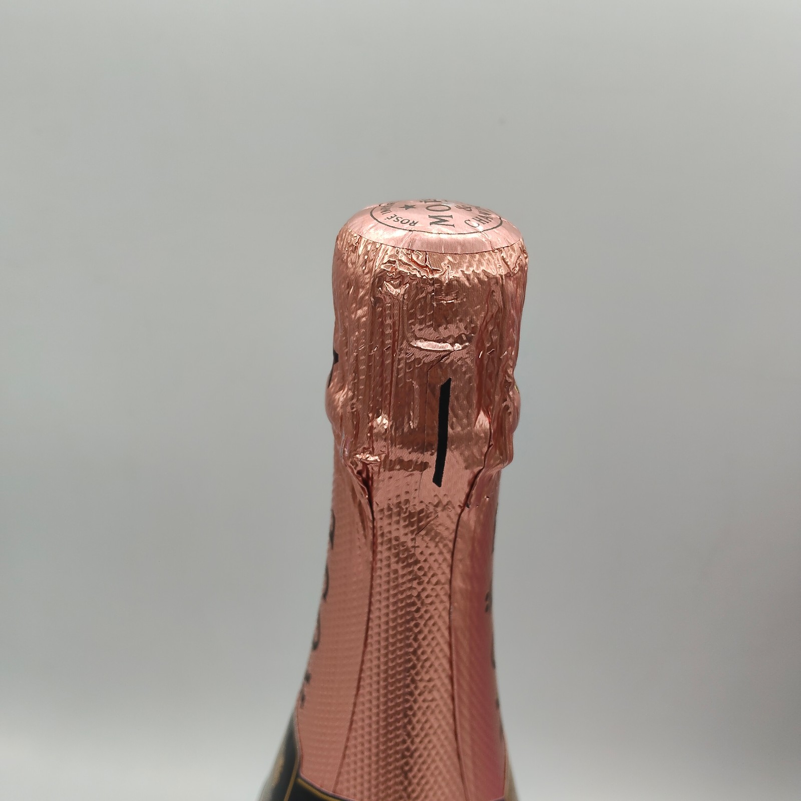モエ・シャンドン ブリュット ロゼ アンぺリアル 箱付き 12.5% 750ml MOET CHANDON BRUT ROSE IMPERIAL シャンパン【二次流通品】 oldbottle-10001654 BO楽天市場店 サンプル画像3
