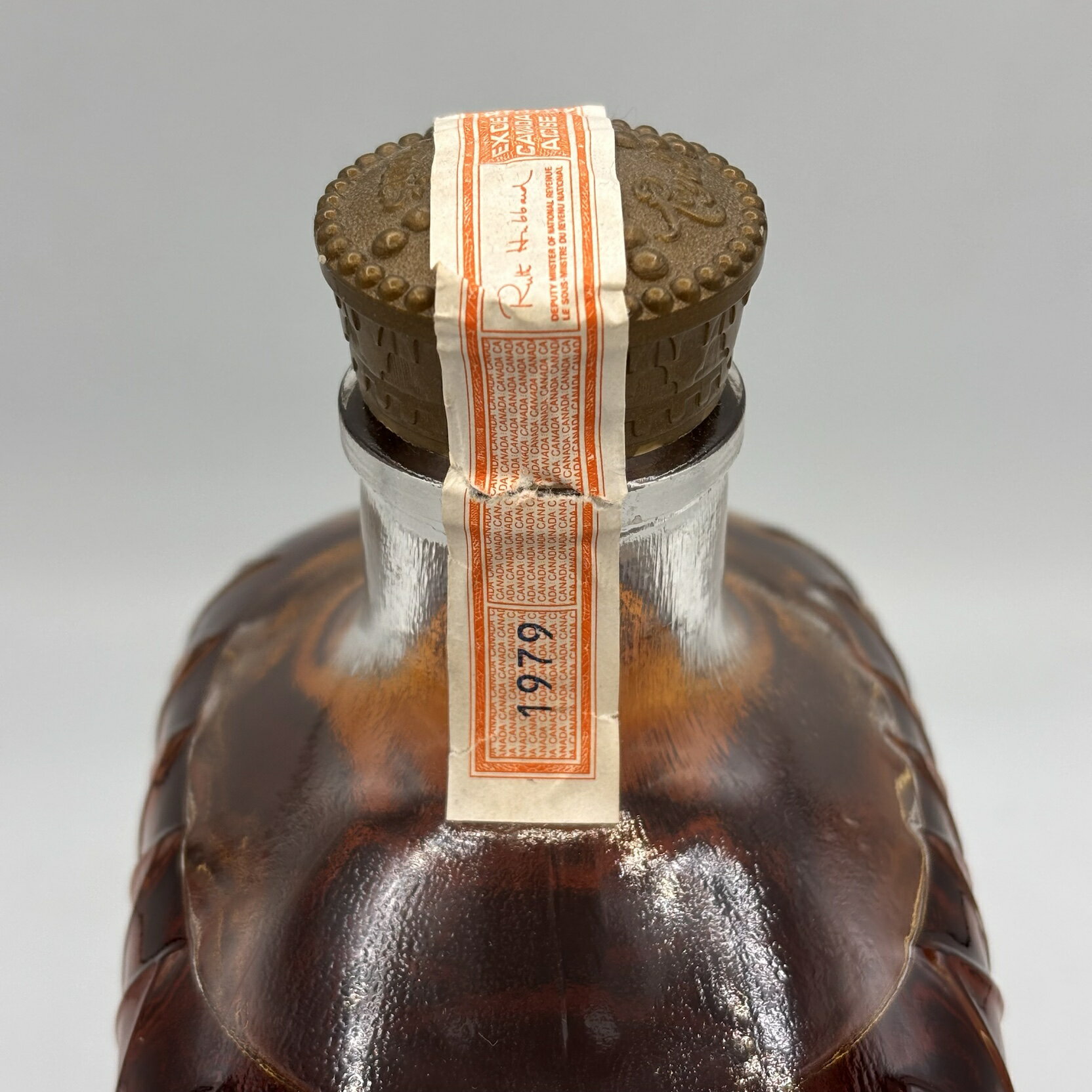���饦�������� 1979 1000ml 40% Crown Royal ������ɥܥȥ� ������ơ�����������������ή���ʡ�