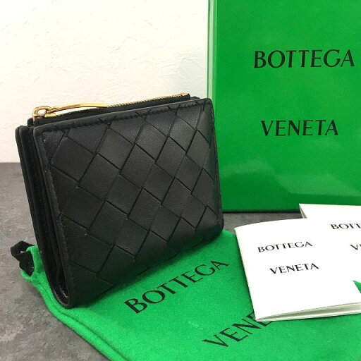 【中古】 送料込み! 美品 BOTTEGA VENETA コンパクトウォレット マキシイントレ ラムスキン ブラック メンズ レディース 263 【中古】 送料込み! 美品 BOTTEGA VENETA コンパクトウォレット マキシイントレ ラムスキン ブラック メンズ レディース 263
