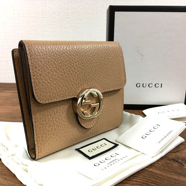 【中古】 送料込み! 未使用品 GUCCI コンパクトウォレット 598167 インターロッキン グ ベージュ 箱付き メンズ レディース 289