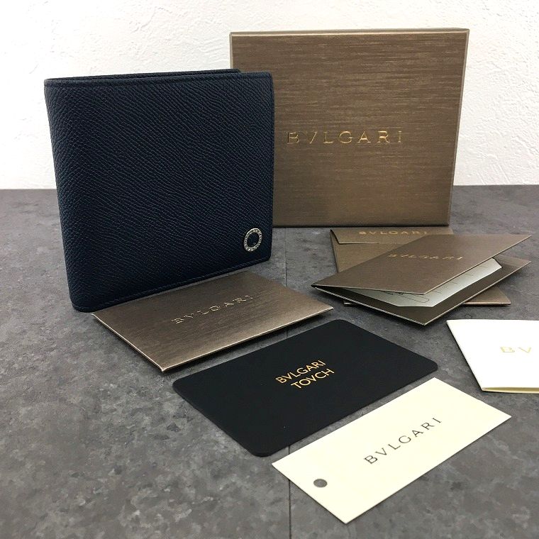 【中古】 送料込み！ 極美品 BVLGARI 二つ折り財布 ブルガリブルガリ レザー 箱付き ☆プレゼントにも☆ 118