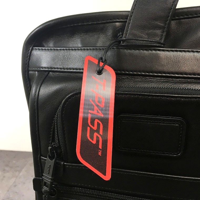 【中古】 送料込み！ 極美品 TUMI ビジネスバッグ 96516DH レザー ブラック T-PASS...