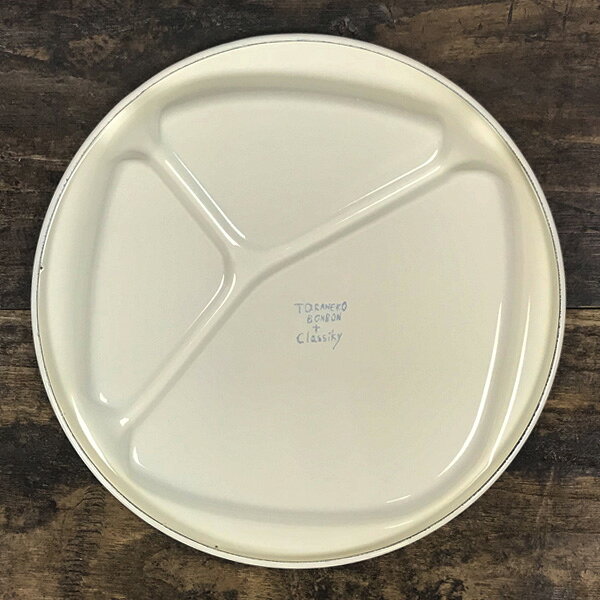 倉敷意匠計画室 トラネコボンボン ほうろう給食大皿【ワンプレート ランチプレート 皿 仕切り 食器 子供 猫 ライオン 猫グッズ 柄 雑貨 プレゼント おしゃれ 日用品 ねこグッズ 猫雑貨 かわいい 可愛い 琺瑯 ホーロー ホウロウ 中西なちお】【モチーフ】の商品画像 3