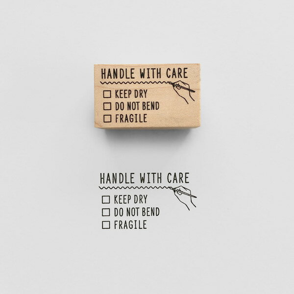 KNOOPWORKS（クノープワークス）〈HANDLE WITH CARE〉スタンプ 取扱注意【水濡れ注意 水濡れ厳禁 折り曲げ厳禁 壊れ物注意 はんこ 仕事 スケジュール ハンコ おしゃれ かわいい 手書き風 判子 ゴム印】