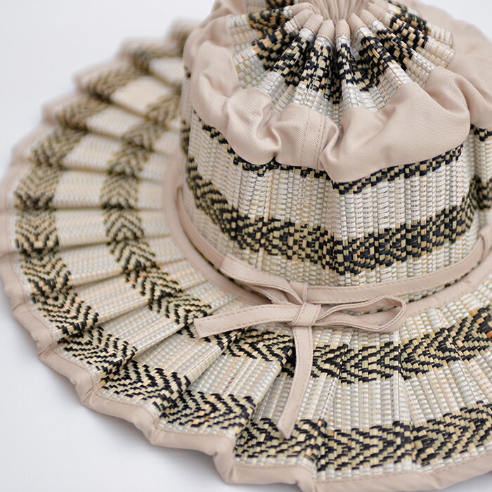 格安通販新作 ローナマーレイLORNA MURRAY カプリハット　美品　ワンシーズン数回使用 麦わら帽子