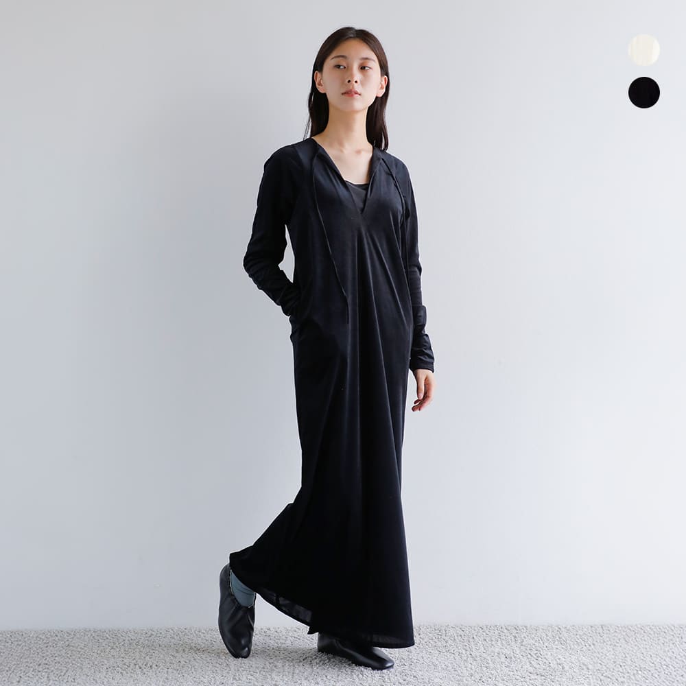 Hella ヘラ シアー ベロア ロング ドレス “SHEER VELOUR DRESS” h253-42-kk 2025aw新作 レディース 【クーポン対象】