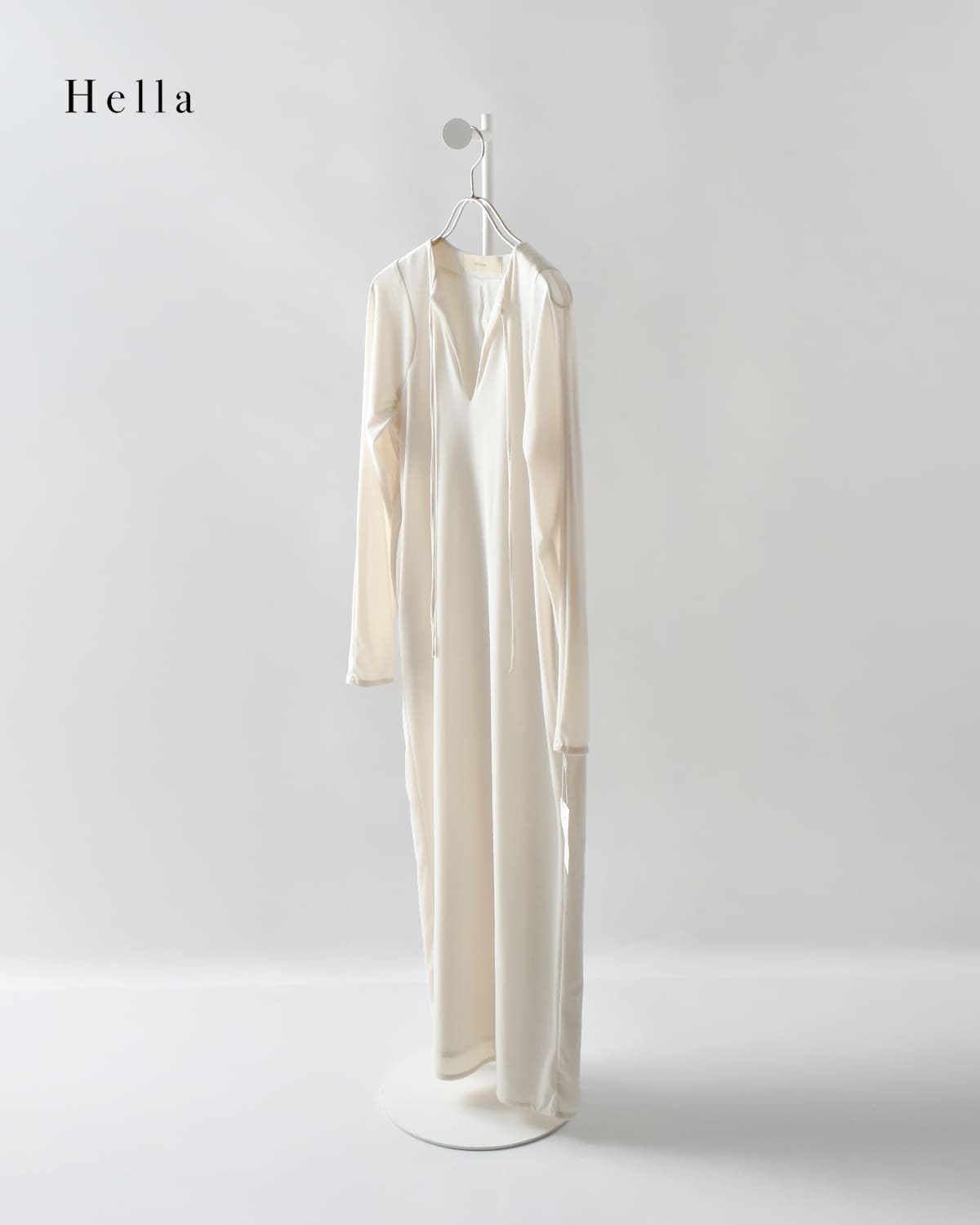 OLUGA（オルガ）のHella ヘラ シアー ベロア ロング ドレス “SHEER VELOUR DRESS” h253-42-kk 2025aw新作 レディース｜アングル3