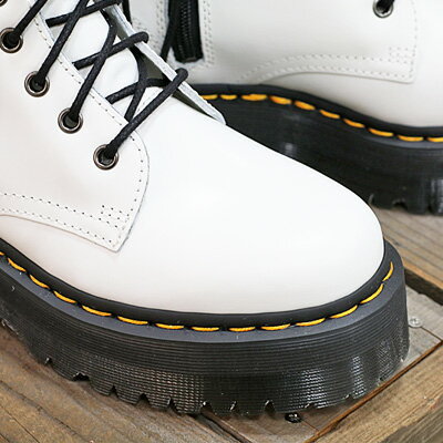 ★ポイント10倍★【国内正規品】 Dr.Martens マーチン JADON 15265100 WHITE ドクターマーチン 8ホール ブーツ boots 厚底 【 3ホール に並ぶ人気 】 メンズ レディース