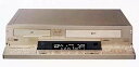 【中古】(非常に良い）SONY WV-DR9 DV/S-VHS デジタルVTR (デパート premium vintage)【メーカー名】Sony【メーカー型番】WV-DR9【ブランド名】ソニー(SONY)【商品説明】 こちらの商品は中古品となっております。 画像はイメージ写真ですので 商品のコンディション・付属品の有無については入荷の度異なります。 買取時より付属していたものはお付けしておりますが付属品や消耗品に保証はございません。 商品ページ画像以外の付属品はございませんのでご了承下さいませ。 中古品のため使用に影響ない程度の使用感・経年劣化（傷、汚れなど）がある場合がございます。 また、中古品の特性上ギフトには適しておりません。 製品に関する詳細や設定方法は メーカーへ直接お問い合わせいただきますようお願い致します。 当店では初期不良に限り 商品到着から7日間は返品を受付けております。 他モールとの併売品の為 完売の際はご連絡致しますのでご了承ください。 プリンター・印刷機器のご注意点 インクは配送中のインク漏れ防止の為、付属しておりませんのでご了承下さい。 ドライバー等ソフトウェア・マニュアルはメーカーサイトより最新版のダウンロードをお願い致します。 ゲームソフトのご注意点 特典・付属品・パッケージ・プロダクトコード・ダウンロードコード等は 付属していない場合がございますので事前にお問合せ下さい。 商品名に「輸入版 / 海外版 / IMPORT 」と記載されている海外版ゲームソフトの一部は日本版のゲーム機では動作しません。 お持ちのゲーム機のバージョンをあらかじめご参照のうえ動作の有無をご確認ください。 輸入版ゲームについてはメーカーサポートの対象外です。 DVD・Blu-rayのご注意点 特典・付属品・パッケージ・プロダクトコード・ダウンロードコード等は 付属していない場合がございますので事前にお問合せ下さい。 商品名に「輸入版 / 海外版 / IMPORT 」と記載されている海外版DVD・Blu-rayにつきましては 映像方式の違いの為、一般的な国内向けプレイヤーにて再生できません。 ご覧になる際はディスクの「リージョンコード」と「映像方式※DVDのみ」に再生機器側が対応している必要があります。 パソコンでは映像方式は関係ないため、リージョンコードさえ合致していれば映像方式を気にすることなく視聴可能です。 商品名に「レンタル落ち 」と記載されている商品につきましてはディスクやジャケットに管理シール（値札・セキュリティータグ・バーコード等含みます）が貼付されています。 ディスクの再生に支障の無い程度の傷やジャケットに傷み（色褪せ・破れ・汚れ・濡れ痕等）が見られる場合がありますので予めご了承ください。 2巻セット以上のレンタル落ちDVD・Blu-rayにつきましては、複数枚収納可能なトールケースに同梱してお届け致します。 トレーディングカードのご注意点 当店での「良い」表記のトレーディングカードはプレイ用でございます。 中古買取り品の為、細かなキズ・白欠け・多少の使用感がございますのでご了承下さいませ。 再録などで型番が違う場合がございます。 違った場合でも事前連絡等は致しておりませんので、型番を気にされる方はご遠慮ください。 ご注文からお届けまで 1、ご注文⇒ご注文は24時間受け付けております。 2、注文確認⇒ご注文後、当店から注文確認メールを送信します。 3、お届けまで3-10営業日程度とお考え下さい。 　※海外在庫品の場合は3週間程度かかる場合がございます。 4、入金確認⇒前払い決済をご選択の場合、ご入金確認後、配送手配を致します。 5、出荷⇒配送準備が整い次第、出荷致します。発送後に出荷完了メールにてご連絡致します。 　※離島、北海道、九州、沖縄は遅れる場合がございます。予めご了承下さい。 当店ではすり替え防止のため、シリアルナンバーを控えております。 万が一、違法行為が発覚した場合は然るべき対応を行わせていただきます。 お客様都合によるご注文後のキャンセル・返品はお受けしておりませんのでご了承下さい。 電話対応は行っておりませんので、ご質問等はメッセージまたはメールにてお願い致します。