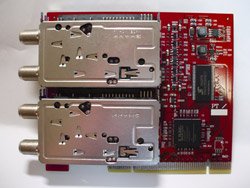 【中古】No brand 【バルク品】　赤いPT2　DECULTURE　PT2×2　【合計4基のデジタルチューナー搭載PCIボード】
