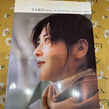 【中古】ZARD What a beautiful moment Tour パンフレット【メーカー名】ノーブランド品【メーカー型番】NON【ブランド名】ノーブランド品【商品説明】 こちらの商品は中古品となっております。 画像はイメージ写真ですので 商品のコンディション・付属品の有無については入荷の度異なります。 買取時より付属していたものはお付けしておりますが付属品や消耗品に保証はございません。 商品ページ画像以外の付属品はございませんのでご了承下さいませ。 中古品のため使用に影響ない程度の使用感・経年劣化（傷、汚れなど）がある場合がございます。 また、中古品の特性上ギフトには適しておりません。 製品に関する詳細や設定方法は メーカーへ直接お問い合わせいただきますようお願い致します。 当店では初期不良に限り 商品到着から7日間は返品を受付けております。 他モールとの併売品の為 完売の際はご連絡致しますのでご了承ください。 プリンター・印刷機器のご注意点 インクは配送中のインク漏れ防止の為、付属しておりませんのでご了承下さい。 ドライバー等ソフトウェア・マニュアルはメーカーサイトより最新版のダウンロードをお願い致します。 ゲームソフトのご注意点 特典・付属品・パッケージ・プロダクトコード・ダウンロードコード等は 付属していない場合がございますので事前にお問合せ下さい。 商品名に「輸入版 / 海外版 / IMPORT 」と記載されている海外版ゲームソフトの一部は日本版のゲーム機では動作しません。 お持ちのゲーム機のバージョンをあらかじめご参照のうえ動作の有無をご確認ください。 輸入版ゲームについてはメーカーサポートの対象外です。 DVD・Blu-rayのご注意点 特典・付属品・パッケージ・プロダクトコード・ダウンロードコード等は 付属していない場合がございますので事前にお問合せ下さい。 商品名に「輸入版 / 海外版 / IMPORT 」と記載されている海外版DVD・Blu-rayにつきましては 映像方式の違いの為、一般的な国内向けプレイヤーにて再生できません。 ご覧になる際はディスクの「リージョンコード」と「映像方式※DVDのみ」に再生機器側が対応している必要があります。 パソコンでは映像方式は関係ないため、リージョンコードさえ合致していれば映像方式を気にすることなく視聴可能です。 商品名に「レンタル落ち 」と記載されている商品につきましてはディスクやジャケットに管理シール（値札・セキュリティータグ・バーコード等含みます）が貼付されています。 ディスクの再生に支障の無い程度の傷やジャケットに傷み（色褪せ・破れ・汚れ・濡れ痕等）が見られる場合がありますので予めご了承ください。 2巻セット以上のレンタル落ちDVD・Blu-rayにつきましては、複数枚収納可能なトールケースに同梱してお届け致します。 トレーディングカードのご注意点 当店での「良い」表記のトレーディングカードはプレイ用でございます。 中古買取り品の為、細かなキズ・白欠け・多少の使用感がございますのでご了承下さいませ。 再録などで型番が違う場合がございます。 違った場合でも事前連絡等は致しておりませんので、型番を気にされる方はご遠慮ください。 ご注文からお届けまで 1、ご注文⇒ご注文は24時間受け付けております。 2、注文確認⇒ご注文後、当店から注文確認メールを送信します。 3、お届けまで3-10営業日程度とお考え下さい。 　※海外在庫品の場合は3週間程度かかる場合がございます。 4、入金確認⇒前払い決済をご選択の場合、ご入金確認後、配送手配を致します。 5、出荷⇒配送準備が整い次第、出荷致します。発送後に出荷完了メールにてご連絡致します。 　※離島、北海道、九州、沖縄は遅れる場合がございます。予めご了承下さい。 当店ではすり替え防止のため、シリアルナンバーを控えております。 万が一、違法行為が発覚した場合は然るべき対応を行わせていただきます。 お客様都合によるご注文後のキャンセル・返品はお受けしておりませんのでご了承下さい。 電話対応は行っておりませんので、ご質問等はメッセージまたはメールにてお願い致します。