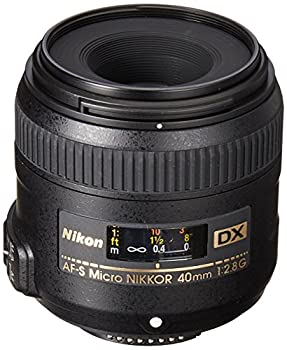 【中古】Nikon AF-S DX Micro 40mm f/2.8G【メーカー名】Nikon【メーカー型番】NIKKOR 40mm f/2.8G AF-S DX Micro - 2200【ブランド名】Nikon【商品説明】 こちらの商品は中古品となっております。 画像はイメージ写真ですので 商品のコンディション・付属品の有無については入荷の度異なります。 買取時より付属していたものはお付けしておりますが付属品や消耗品に保証はございません。 商品ページ画像以外の付属品はございませんのでご了承下さいませ。 中古品のため使用に影響ない程度の使用感・経年劣化（傷、汚れなど）がある場合がございます。 また、中古品の特性上ギフトには適しておりません。 製品に関する詳細や設定方法は メーカーへ直接お問い合わせいただきますようお願い致します。 当店では初期不良に限り 商品到着から7日間は返品を受付けております。 他モールとの併売品の為 完売の際はご連絡致しますのでご了承ください。 プリンター・印刷機器のご注意点 インクは配送中のインク漏れ防止の為、付属しておりませんのでご了承下さい。 ドライバー等ソフトウェア・マニュアルはメーカーサイトより最新版のダウンロードをお願い致します。 ゲームソフトのご注意点 特典・付属品・パッケージ・プロダクトコード・ダウンロードコード等は 付属していない場合がございますので事前にお問合せ下さい。 商品名に「輸入版 / 海外版 / IMPORT 」と記載されている海外版ゲームソフトの一部は日本版のゲーム機では動作しません。 お持ちのゲーム機のバージョンをあらかじめご参照のうえ動作の有無をご確認ください。 輸入版ゲームについてはメーカーサポートの対象外です。 DVD・Blu-rayのご注意点 特典・付属品・パッケージ・プロダクトコード・ダウンロードコード等は 付属していない場合がございますので事前にお問合せ下さい。 商品名に「輸入版 / 海外版 / IMPORT 」と記載されている海外版DVD・Blu-rayにつきましては 映像方式の違いの為、一般的な国内向けプレイヤーにて再生できません。 ご覧になる際はディスクの「リージョンコード」と「映像方式※DVDのみ」に再生機器側が対応している必要があります。 パソコンでは映像方式は関係ないため、リージョンコードさえ合致していれば映像方式を気にすることなく視聴可能です。 商品名に「レンタル落ち 」と記載されている商品につきましてはディスクやジャケットに管理シール（値札・セキュリティータグ・バーコード等含みます）が貼付されています。 ディスクの再生に支障の無い程度の傷やジャケットに傷み（色褪せ・破れ・汚れ・濡れ痕等）が見られる場合がありますので予めご了承ください。 2巻セット以上のレンタル落ちDVD・Blu-rayにつきましては、複数枚収納可能なトールケースに同梱してお届け致します。 トレーディングカードのご注意点 当店での「良い」表記のトレーディングカードはプレイ用でございます。 中古買取り品の為、細かなキズ・白欠け・多少の使用感がございますのでご了承下さいませ。 再録などで型番が違う場合がございます。 違った場合でも事前連絡等は致しておりませんので、型番を気にされる方はご遠慮ください。 ご注文からお届けまで 1、ご注文⇒ご注文は24時間受け付けております。 2、注文確認⇒ご注文後、当店から注文確認メールを送信します。 3、お届けまで3-10営業日程度とお考え下さい。 　※海外在庫品の場合は3週間程度かかる場合がございます。 4、入金確認⇒前払い決済をご選択の場合、ご入金確認後、配送手配を致します。 5、出荷⇒配送準備が整い次第、出荷致します。発送後に出荷完了メールにてご連絡致します。 　※離島、北海道、九州、沖縄は遅れる場合がございます。予めご了承下さい。 当店ではすり替え防止のため、シリアルナンバーを控えております。 万が一、違法行為が発覚した場合は然るべき対応を行わせていただきます。 お客様都合によるご注文後のキャンセル・返品はお受けしておりませんのでご了承下さい。 電話対応は行っておりませんので、ご質問等はメッセージまたはメールにてお願い致します。