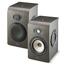 【中古】FOCAL フォーカル モニタースピーカー Shape 65 【ペア】【メーカー名】FOCAL【メーカー型番】Shape 65【ブランド名】FOCAL【商品説明】 こちらの商品は中古品となっております。 画像はイメージ写真ですので 商品のコンディション・付属品の有無については入荷の度異なります。 買取時より付属していたものはお付けしておりますが付属品や消耗品に保証はございません。 商品ページ画像以外の付属品はございませんのでご了承下さいませ。 中古品のため使用に影響ない程度の使用感・経年劣化（傷、汚れなど）がある場合がございます。 また、中古品の特性上ギフトには適しておりません。 製品に関する詳細や設定方法は メーカーへ直接お問い合わせいただきますようお願い致します。 当店では初期不良に限り 商品到着から7日間は返品を受付けております。 他モールとの併売品の為 完売の際はご連絡致しますのでご了承ください。 プリンター・印刷機器のご注意点 インクは配送中のインク漏れ防止の為、付属しておりませんのでご了承下さい。 ドライバー等ソフトウェア・マニュアルはメーカーサイトより最新版のダウンロードをお願い致します。 ゲームソフトのご注意点 特典・付属品・パッケージ・プロダクトコード・ダウンロードコード等は 付属していない場合がございますので事前にお問合せ下さい。 商品名に「輸入版 / 海外版 / IMPORT 」と記載されている海外版ゲームソフトの一部は日本版のゲーム機では動作しません。 お持ちのゲーム機のバージョンをあらかじめご参照のうえ動作の有無をご確認ください。 輸入版ゲームについてはメーカーサポートの対象外です。 DVD・Blu-rayのご注意点 特典・付属品・パッケージ・プロダクトコード・ダウンロードコード等は 付属していない場合がございますので事前にお問合せ下さい。 商品名に「輸入版 / 海外版 / IMPORT 」と記載されている海外版DVD・Blu-rayにつきましては 映像方式の違いの為、一般的な国内向けプレイヤーにて再生できません。 ご覧になる際はディスクの「リージョンコード」と「映像方式※DVDのみ」に再生機器側が対応している必要があります。 パソコンでは映像方式は関係ないため、リージョンコードさえ合致していれば映像方式を気にすることなく視聴可能です。 商品名に「レンタル落ち 」と記載されている商品につきましてはディスクやジャケットに管理シール（値札・セキュリティータグ・バーコード等含みます）が貼付されています。 ディスクの再生に支障の無い程度の傷やジャケットに傷み（色褪せ・破れ・汚れ・濡れ痕等）が見られる場合がありますので予めご了承ください。 2巻セット以上のレンタル落ちDVD・Blu-rayにつきましては、複数枚収納可能なトールケースに同梱してお届け致します。 トレーディングカードのご注意点 当店での「良い」表記のトレーディングカードはプレイ用でございます。 中古買取り品の為、細かなキズ・白欠け・多少の使用感がございますのでご了承下さいませ。 再録などで型番が違う場合がございます。 違った場合でも事前連絡等は致しておりませんので、型番を気にされる方はご遠慮ください。 ご注文からお届けまで 1、ご注文⇒ご注文は24時間受け付けております。 2、注文確認⇒ご注文後、当店から注文確認メールを送信します。 3、お届けまで3-10営業日程度とお考え下さい。 　※海外在庫品の場合は3週間程度かかる場合がございます。 4、入金確認⇒前払い決済をご選択の場合、ご入金確認後、配送手配を致します。 5、出荷⇒配送準備が整い次第、出荷致します。発送後に出荷完了メールにてご連絡致します。 　※離島、北海道、九州、沖縄は遅れる場合がございます。予めご了承下さい。 当店ではすり替え防止のため、シリアルナンバーを控えております。 万が一、違法行為が発覚した場合は然るべき対応を行わせていただきます。 お客様都合によるご注文後のキャンセル・返品はお受けしておりませんのでご了承下さい。 電話対応は行っておりませんので、ご質問等はメッセージまたはメールにてお願い致します。