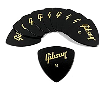 【中古】GIBSON GG-73M ウェッジ MEDIUM ピック 10枚セット【メーカー名】Gibson【メーカー型番】Gibson Guitar Picks Medium GG73【ブランド名】ギブソン(GIBSON)【商品説明】 こちらの商品は中古品となっております。 画像はイメージ写真ですので 商品のコンディション・付属品の有無については入荷の度異なります。 買取時より付属していたものはお付けしておりますが付属品や消耗品に保証はございません。 商品ページ画像以外の付属品はございませんのでご了承下さいませ。 中古品のため使用に影響ない程度の使用感・経年劣化（傷、汚れなど）がある場合がございます。 また、中古品の特性上ギフトには適しておりません。 製品に関する詳細や設定方法は メーカーへ直接お問い合わせいただきますようお願い致します。 当店では初期不良に限り 商品到着から7日間は返品を受付けております。 他モールとの併売品の為 完売の際はご連絡致しますのでご了承ください。 プリンター・印刷機器のご注意点 インクは配送中のインク漏れ防止の為、付属しておりませんのでご了承下さい。 ドライバー等ソフトウェア・マニュアルはメーカーサイトより最新版のダウンロードをお願い致します。 ゲームソフトのご注意点 特典・付属品・パッケージ・プロダクトコード・ダウンロードコード等は 付属していない場合がございますので事前にお問合せ下さい。 商品名に「輸入版 / 海外版 / IMPORT 」と記載されている海外版ゲームソフトの一部は日本版のゲーム機では動作しません。 お持ちのゲーム機のバージョンをあらかじめご参照のうえ動作の有無をご確認ください。 輸入版ゲームについてはメーカーサポートの対象外です。 DVD・Blu-rayのご注意点 特典・付属品・パッケージ・プロダクトコード・ダウンロードコード等は 付属していない場合がございますので事前にお問合せ下さい。 商品名に「輸入版 / 海外版 / IMPORT 」と記載されている海外版DVD・Blu-rayにつきましては 映像方式の違いの為、一般的な国内向けプレイヤーにて再生できません。 ご覧になる際はディスクの「リージョンコード」と「映像方式※DVDのみ」に再生機器側が対応している必要があります。 パソコンでは映像方式は関係ないため、リージョンコードさえ合致していれば映像方式を気にすることなく視聴可能です。 商品名に「レンタル落ち 」と記載されている商品につきましてはディスクやジャケットに管理シール（値札・セキュリティータグ・バーコード等含みます）が貼付されています。 ディスクの再生に支障の無い程度の傷やジャケットに傷み（色褪せ・破れ・汚れ・濡れ痕等）が見られる場合がありますので予めご了承ください。 2巻セット以上のレンタル落ちDVD・Blu-rayにつきましては、複数枚収納可能なトールケースに同梱してお届け致します。 トレーディングカードのご注意点 当店での「良い」表記のトレーディングカードはプレイ用でございます。 中古買取り品の為、細かなキズ・白欠け・多少の使用感がございますのでご了承下さいませ。 再録などで型番が違う場合がございます。 違った場合でも事前連絡等は致しておりませんので、型番を気にされる方はご遠慮ください。 ご注文からお届けまで 1、ご注文⇒ご注文は24時間受け付けております。 2、注文確認⇒ご注文後、当店から注文確認メールを送信します。 3、お届けまで3-10営業日程度とお考え下さい。 　※海外在庫品の場合は3週間程度かかる場合がございます。 4、入金確認⇒前払い決済をご選択の場合、ご入金確認後、配送手配を致します。 5、出荷⇒配送準備が整い次第、出荷致します。発送後に出荷完了メールにてご連絡致します。 　※離島、北海道、九州、沖縄は遅れる場合がございます。予めご了承下さい。 当店ではすり替え防止のため、シリアルナンバーを控えております。 万が一、違法行為が発覚した場合は然るべき対応を行わせていただきます。 お客様都合によるご注文後のキャンセル・返品はお受けしておりませんのでご了承下さい。 電話対応は行っておりませんので、ご質問等はメッセージまたはメールにてお願い致します。