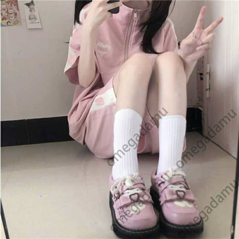 レディース 上下セット パーカー+ショートパンツ 半袖 ルームウェア ゆったり 女子 部屋着 セットアップ パーカー ショートパンツ ランニング トレーナー スウェット 運動着 スポーツウェア 夏 パジャマ 普段着 大きいサイズ