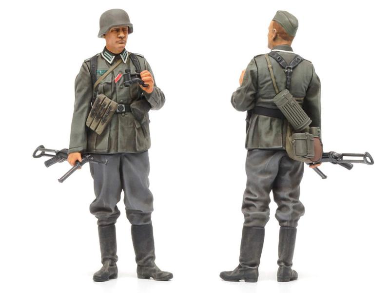 シオカゼ商店のタミヤ 1/35 ミリタリーミニチュアシリーズ No.371 ドイツ歩兵セット 大戦中期 プラモデル 35371｜アングル3
