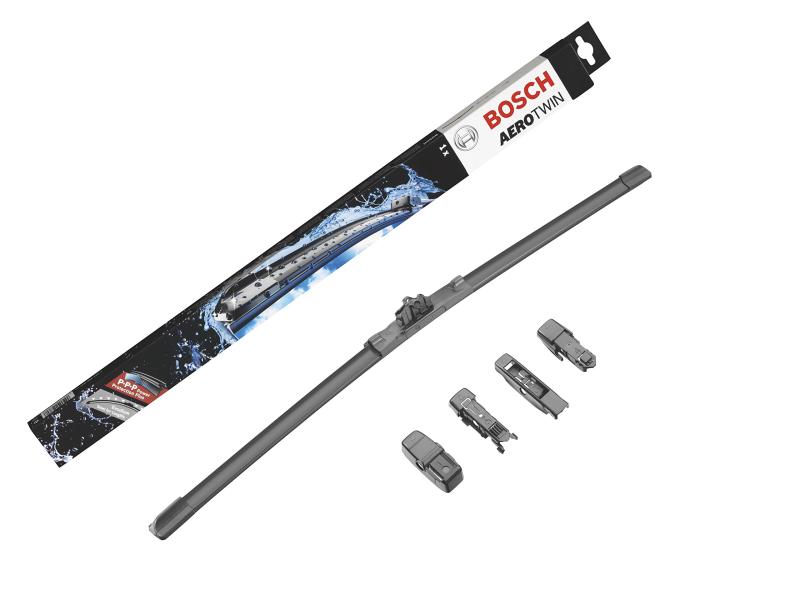 BOSCH(ボッシュ) 輸入車用 フラットワイパーブレード エアロツイン 汎用タイプ AP15U世界有数の自動車部品サプライヤー 信頼のボッシュ製[特徴]ボッシュの特許技術を駆使した汎用フラットワイパーブレード[メリット] 独自開発の合金スプリングにより、ワイパーの高い圧力がフロントガラスにムラなく行き渡り、高い拭き取り性能を発揮。 特許取得ゴムコーティングにより、理想的な拭き取り性能、耐用年数の向上、および静かな拭き取り動作を実現。[長さ]380mm, [適合アーム] 4つの付属アダプターで10種類のアームに対応[交換目安] ワイパーブレードは1年ごとの交換をおすすめします複数店舗にて販売をしておりますため、在庫データの更新が間に合わず、欠品にも関わらず、注文ができる場合がございます。その際は、キャンセルにて対応を取らせていただきます。当店はお電話のお問い合わせはお受けしておりませんので、ご了承ください。お問い合わせは、問い合わせフォームにてお願いをいたします。