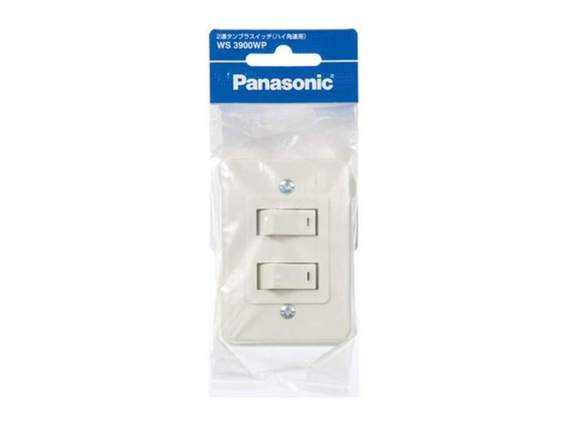 パナソニック(Panasonic) 2連タンブラスイッチ ハイ角連用/P WS3900WP発売日:2000年10月1日相当品・後継品:相当品:WS3900W 梱包違い複数店舗にて販売をしておりますため、在庫データの更新が間に合わず、欠品にも関わらず、注文ができる場合がございます。その際は、キャンセルにて対応を取らせていただきます。当店はお電話のお問い合わせはお受けしておりませんので、ご了承ください。お問い合わせは、問い合わせフォームにてお願いをいたします。