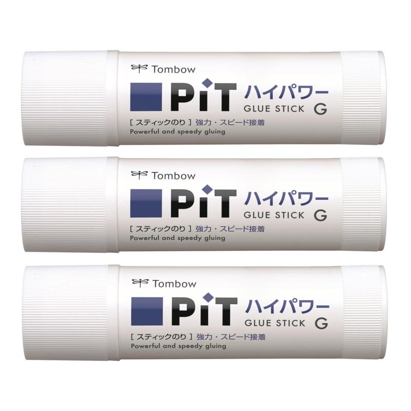トンボ鉛筆 スティックのり 40g PiTハイパワー (大容量Gサイズ) 強力・スピード粘着 3本 HCA-331【用途】一般紙、クラフト紙、厚紙などの接着【特長】強力接着タイプ【のり径】約26mm【容量】約40g【入数】3個複数店舗にて販売をしておりますため、在庫データの更新が間に合わず、欠品にも関わらず、注文ができる場合がございます。その際は、キャンセルにて対応を取らせていただきます。当店はお電話のお問い合わせはお受けしておりませんので、ご了承ください。お問い合わせは、問い合わせフォームにてお願いをいたします。