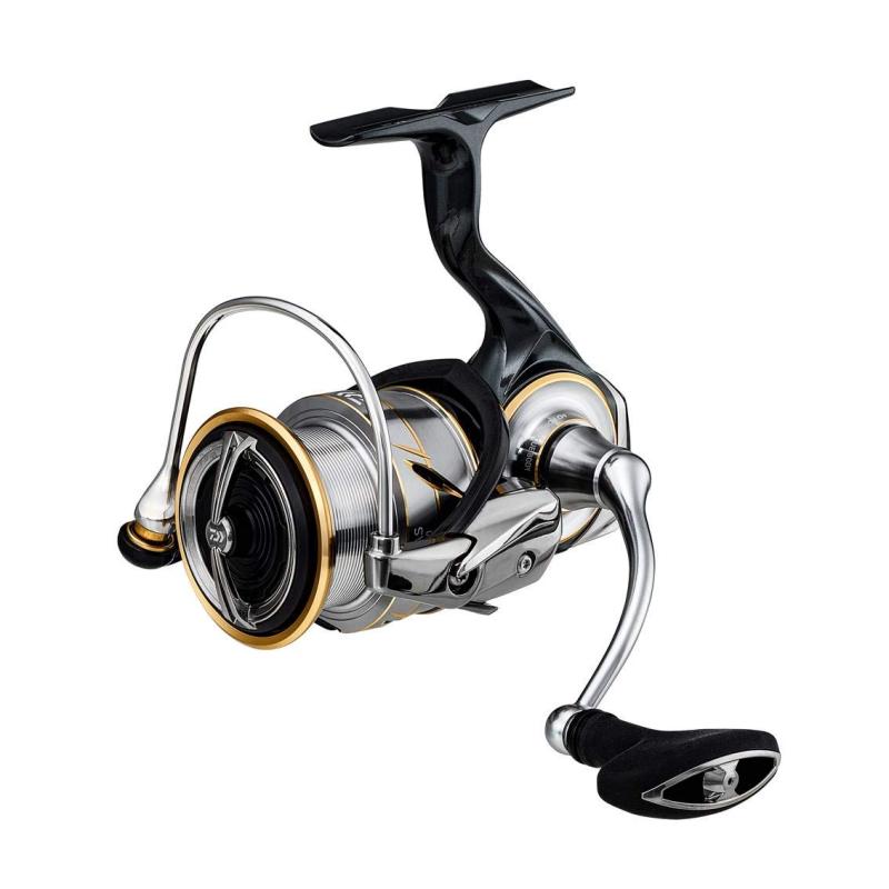 ダイワ(DAIWA) スピニングリール 20 ルビアス LT3000-C(2020モデル)巻取り長さ(cm/ハンドル1回転):77ギヤー比:5.2自重(g):180最大ドラグ力(kg):10.0標準巻糸量:ナイロン(lb-m) 8-150、10-120 / PE(号-m) 1.0-200、1.2-190、1.5-170ベアリング (ボール / ローラー):9 / 1ハンドル長さ(mm):55ハンドルノブ仕様:HG-T複数店舗にて販売をしておりますため、在庫データの更新が間に合わず、欠品にも関わらず、注文ができる場合がございます。その際は、キャンセルにて対応を取らせていただきます。当店はお電話のお問い合わせはお受けしておりませんので、ご了承ください。お問い合わせは、問い合わせフォームにてお願いをいたします。