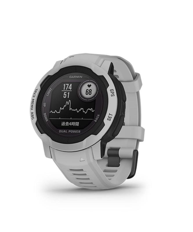 GARMIN(ガーミン) Instinct 2 Dual Power Mist Gray 直径45mm Suica対応 タフネスアウトドア GPS ウォッチ 小ガーミン製品のご購入時に同封されている充電ケーブル、または別途ご購入いただけるガーミン純正の充電ケーブル以外の充電ケーブルを用いてガーミン製品を充電された場合、どのような原因でガーミン製品に故障が発生したとしてもの対象外となります。予めご了承ください。スマートウォッチモード稼働時間:約28日間+ソーラーで無制限(50,000ルクスで1日3時間ソーラー充電) / バッテリー節約モード稼働時間:約65日間+ソーラーで無制限(50,000ルクスで1日3時間ソーラー充電)従来のモデルに比べて、スリムでスタイリッシュなデザインへ。更に、Instinctシリーズ初のSuicaとGarmin Payに対応 電車も支払いもスマートに。アメリカ国防総省MIL規格「MIL-STD-810G」準拠の超タフネス仕様。Corning Gorilla強化ガラスと繊維強化ポリマー製のボディで、様々な過酷な状況に耐えられます。Instinctには無くて、Instinct 2にある機能:Suica / Garmin Pay / 睡眠スコア / 月経周期 / 妊娠トラッキング複数店舗にて販売をしておりますため、在庫データの更新が間に合わず、欠品にも関わらず、注文ができる場合がございます。その際は、キャンセルにて対応を取らせていただきます。当店はお電話のお問い合わせはお受けしておりませんので、ご了承ください。お問い合わせは、問い合わせフォームにてお願いをいたします。