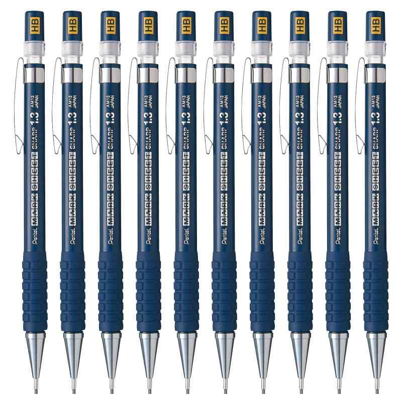 ぺんてる マークシートシャープペンシル AM13-HB 1.3mm 10本【特長】マークシートを早く塗つぶせる1.3mmの太芯で時間短縮【1個あたりサイズ】軸径 10mm ×奥行 10mm × 長さ 141.5mm /重さ:8.7g【芯径/硬度】1.3mm/HB【替消しゴム品番】Z2-1N(4個入)【材質】先金=真鍮 軸・ノック=再生ABS グリップ=シリコンゴム クリップ=ステンレス複数店舗にて販売をしておりますため、在庫データの更新が間に合わず、欠品にも関わらず、注文ができる場合がございます。その際は、キャンセルにて対応を取らせていただきます。当店はお電話のお問い合わせはお受けしておりませんので、ご了承ください。お問い合わせは、問い合わせフォームにてお願いをいたします。